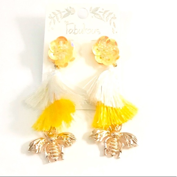 🛍🆕BEE YELLOW GREEN OR PINK TASSEL EARRINGS - Picture 4 of 4